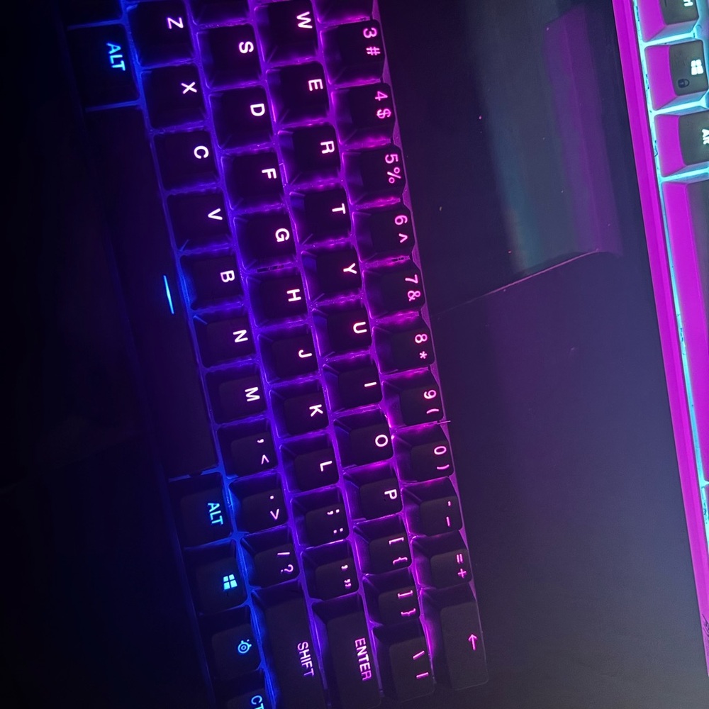 Apex pro mini - Picture 2 of 2